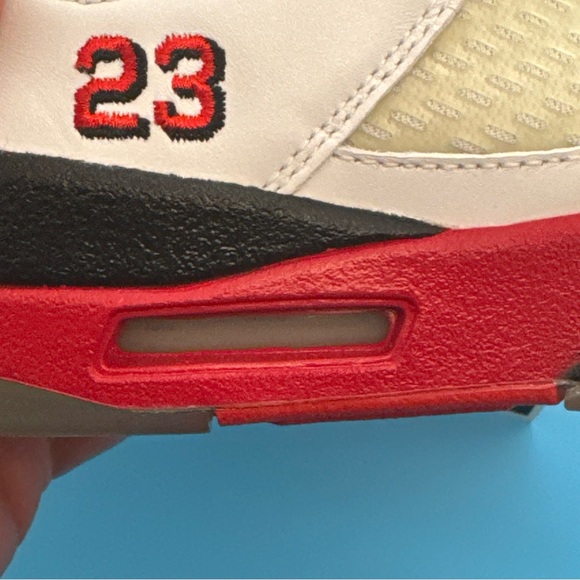 Air Jordan 5 Retro 2006 Fire Red m8.5 w10 main image 13
